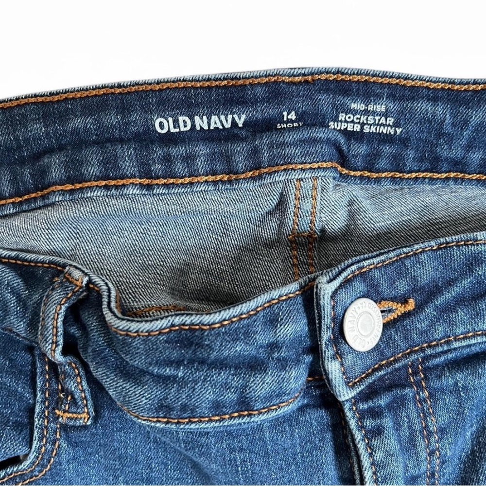 Old Navy super skinny jeans with holes on the knees